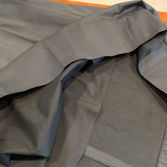 Contemporaine black pleated skirt - Picture 3 of 5